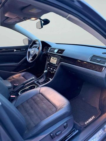 2014 Volkswagen Passat - Image 20