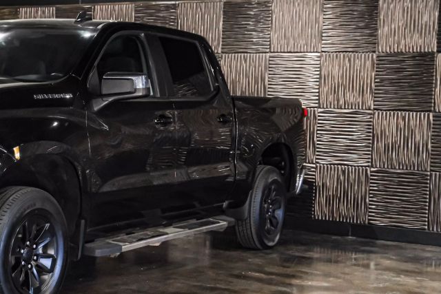 2019 Chevrolet Silverado 1500 Crew Cab Lt Pickup 4d 5 3/4 Ft - Image 8