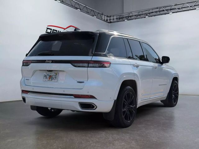2022 Jeep Grand Cherokee - Image 5