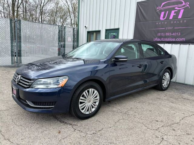 2014 Volkswagen Passat - Image 10