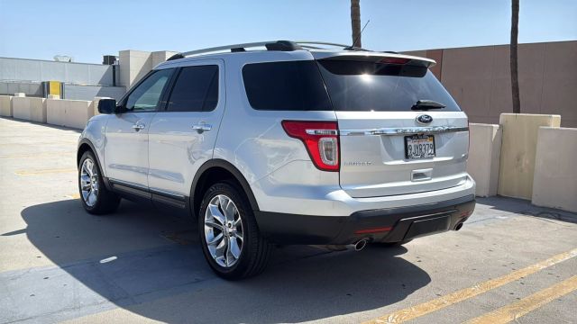 2013 Ford Explorer - Image 5