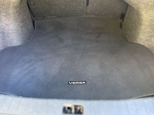 2018 Nissan Versa - Image 9