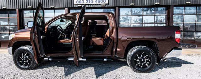 2016 TOYOTA TUNDRA CREWMAX PICKUP BROWN AUTOMATIC - Auto Masters of Carolinas