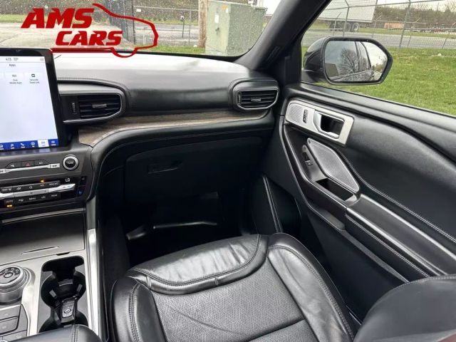 2020 Ford Explorer - Image 9