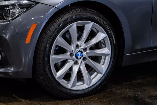 2018 Bmw 3 Series 320i Xdrive Sedan 4d - Image 53