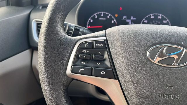 2021 Hyundai Accent - Image 17