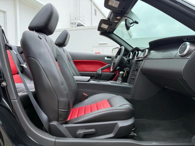 2007 Ford Mustang - Image 106