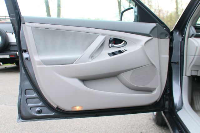 2008 Toyota Camry - Image 9