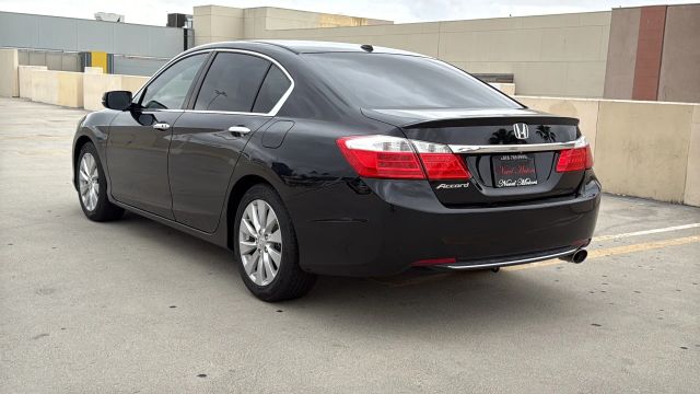 2014 Honda Accord - Image 5