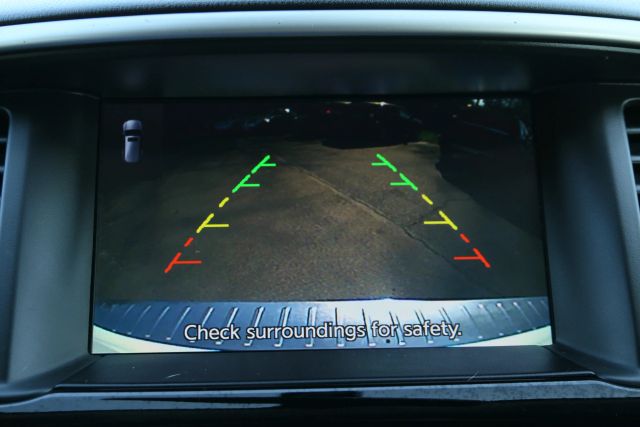 2017 Nissan Pathfinder - Image 31