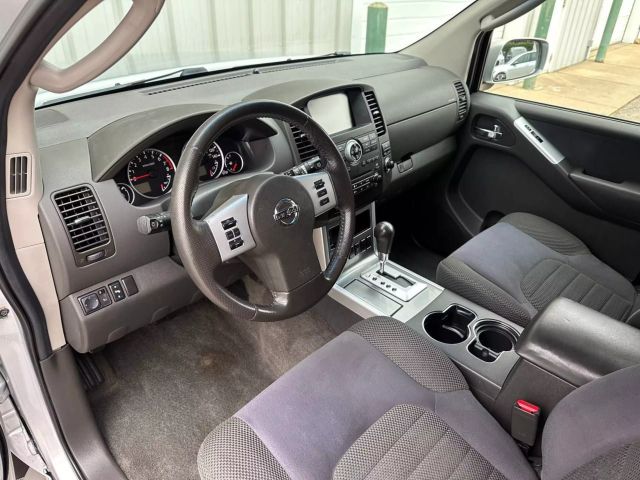 2009 Nissan Pathfinder - Image 15