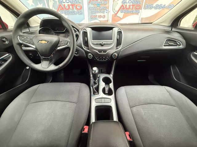 2018 CHEVROLET CRUZE SEDAN 4-CYL, TURBO, 1.4 LITER LT SEDAN 4D