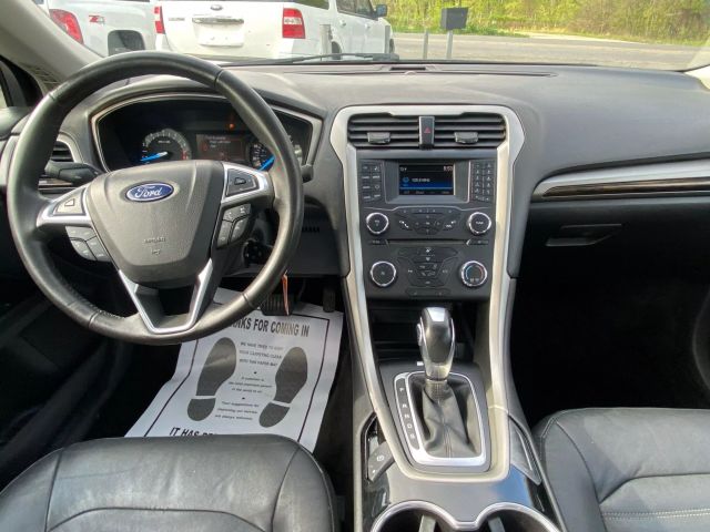 2016 Ford Fusion - Image 5
