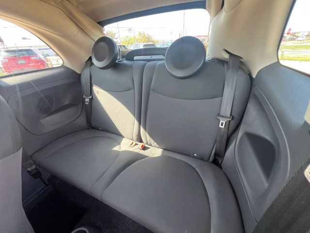 2012 FIAT 500 CONVERTIBLE 4-CYL, 1.4 LITER 500C LOUNGE CONVERTIBLE 2D
