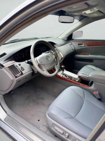 2007 Toyota Avalon - Image 13