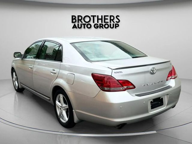 2007 Toyota Avalon - Image 7