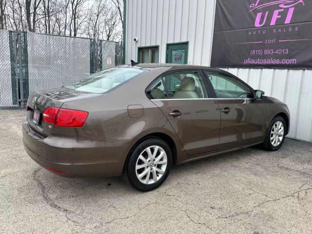2014 Volkswagen Jetta - Image 11