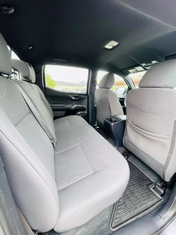 2018 Toyota Tacoma Double Cab - Image 22