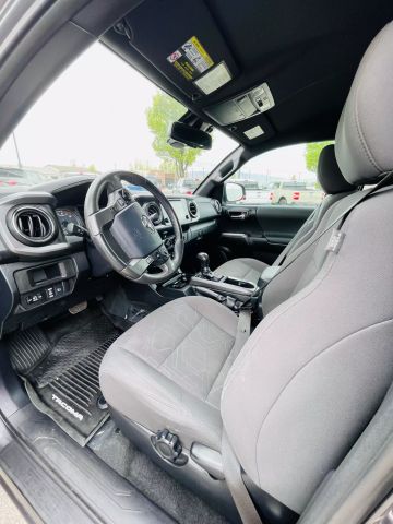 2018 Toyota Tacoma Double Cab - Image 17