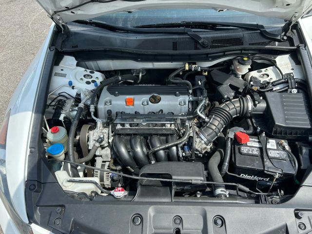2012 Honda Accord - Image 22