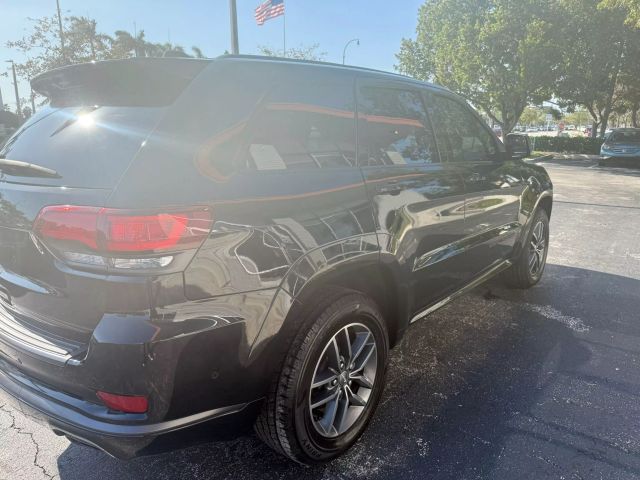 2018 Jeep Grand Cherokee - Image 4