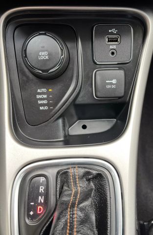 2017 JEEP COMPASS SUV 4-CYL, MULTIAIR, 2.4 LITER ALL NEW LATITUDE SPORT UTILITY 4D