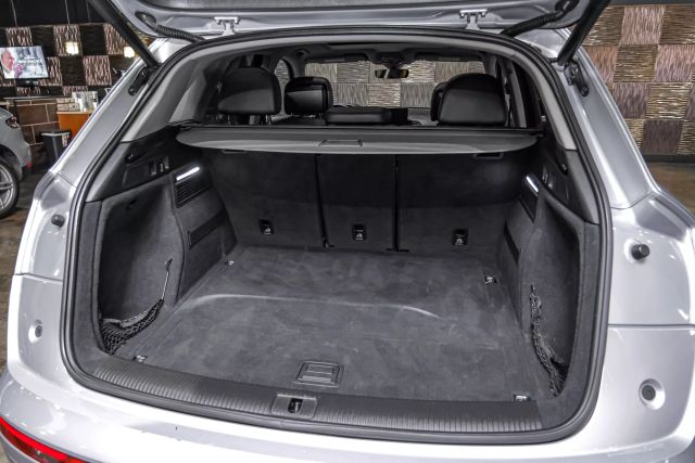 2018 Audi Q5 Premium Plus Sport Utility 4d - Image 45