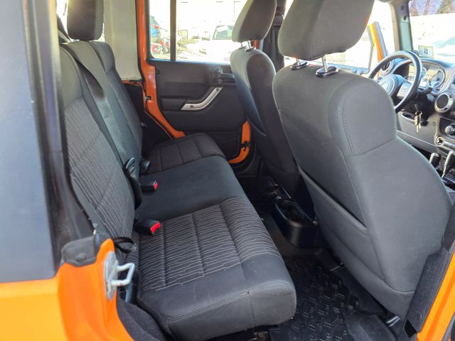 2012 Jeep Wrangler Unlimited Sahara Sport Utility 4d - Image 11