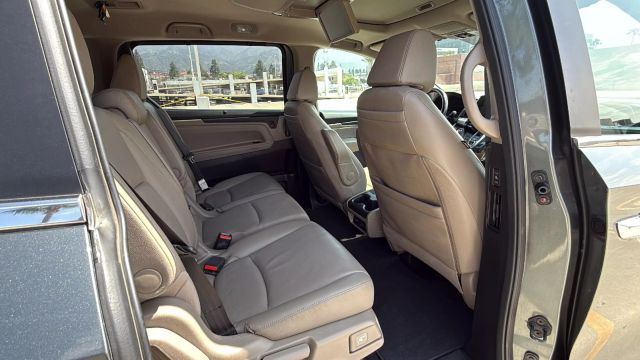 2018 Honda Odyssey - Image 17