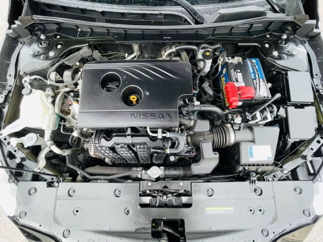 2019 Nissan Altima - Image 11