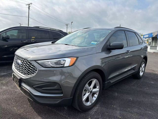 2024 Ford Edge - Image 4