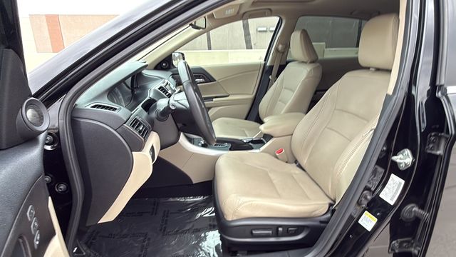 2014 Honda Accord - Image 11