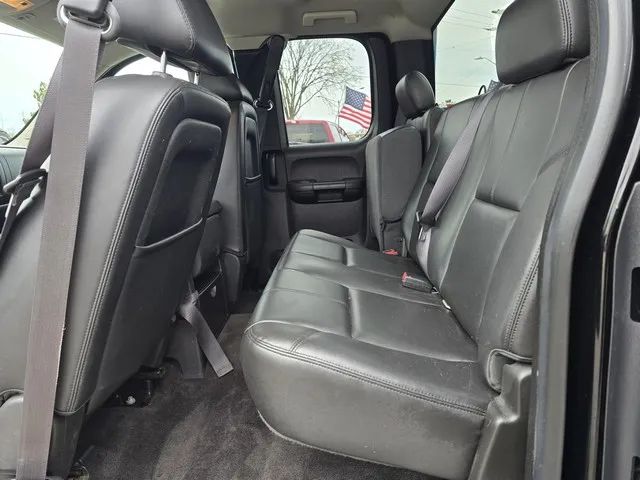 2013 Chevrolet Silverado 1500 Extended Cab - Image 13