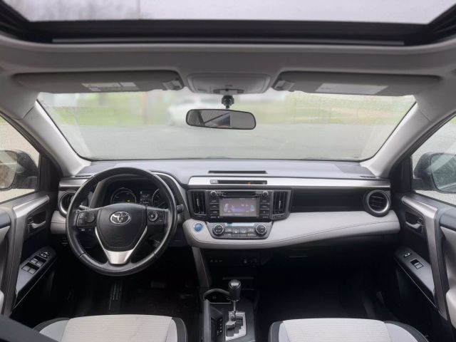 2016 Toyota Rav4 Xle Hybrid Sport Utility 4d - Image 13