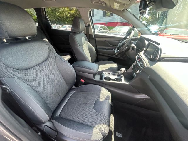 2019 Hyundai Santa Fe - Image 5