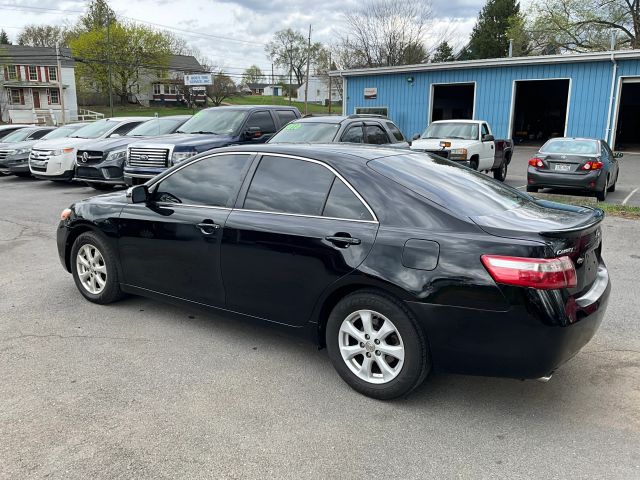 2008 Toyota Camry - Image 10
