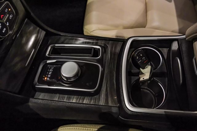 2020 Chrysler 300 300 Touring L Sedan 4d - Image 21