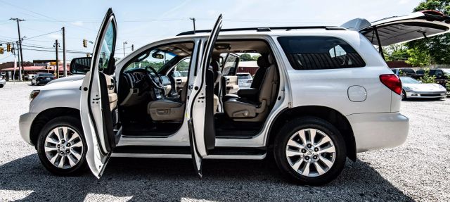 2014 TOYOTA SEQUOIA SUV WHITE AUTOMATIC - Auto Masters of Carolinas