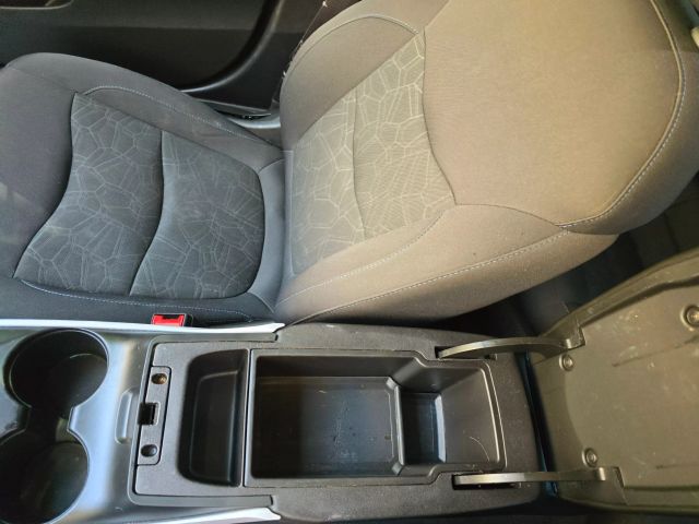 2017 Chevrolet Volt - Image 25