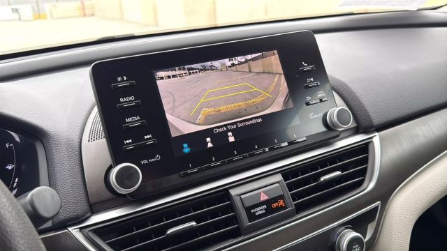 2018 Honda Accord - Image 24