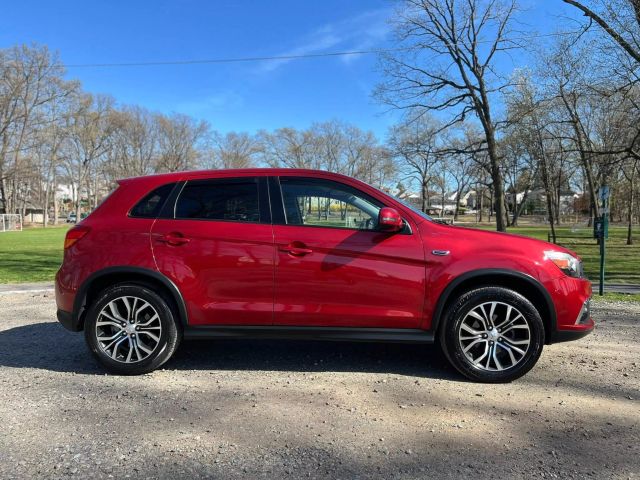 2016 Mitsubishi Outlander Sport Se Sport Utility 4d - Image 6