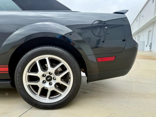 2007 Ford Mustang - Image 33