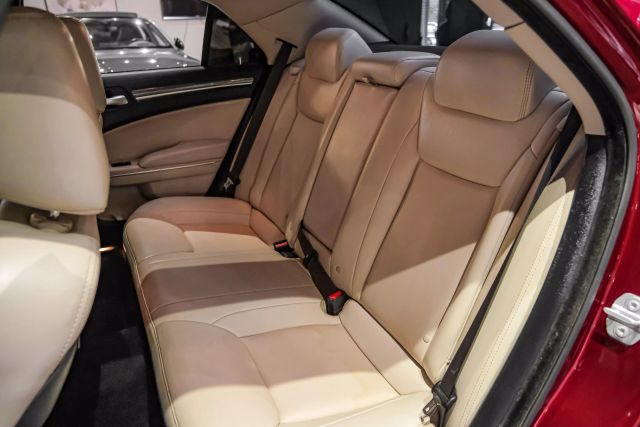 2020 Chrysler 300 300 Touring L Sedan 4d - Image 31