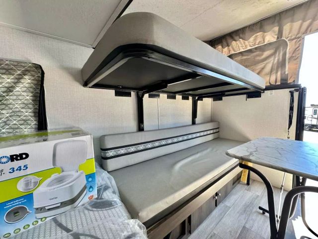 2023 Coachmen Clipper Express - Image 20
