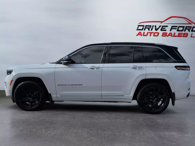 2022 Jeep Grand Cherokee - Image 2