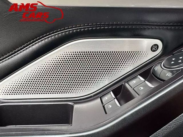2020 Ford Explorer - Image 45