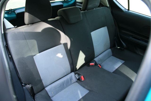 2018 Toyota Prius C - Image 42