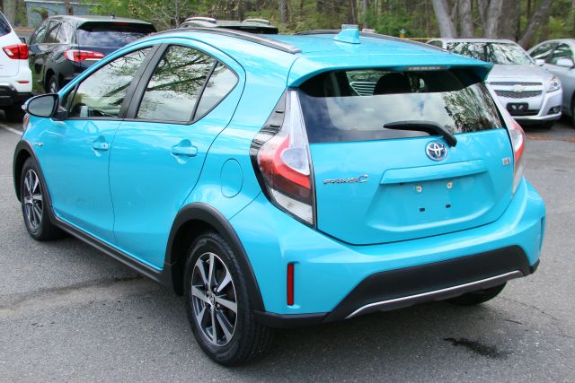 2018 Toyota Prius C - Image 5