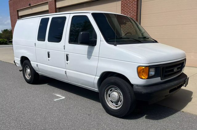 2005 Ford E150 Super Duty Cargo - Image 1