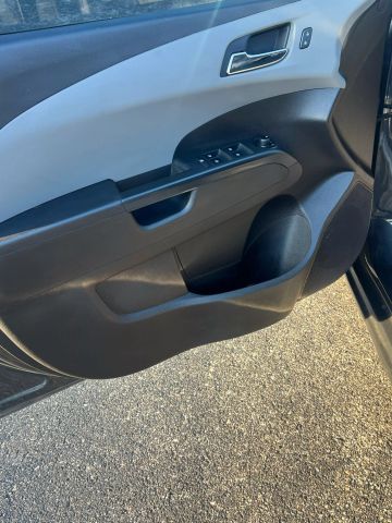2014 Chevrolet Sonic - Image 14